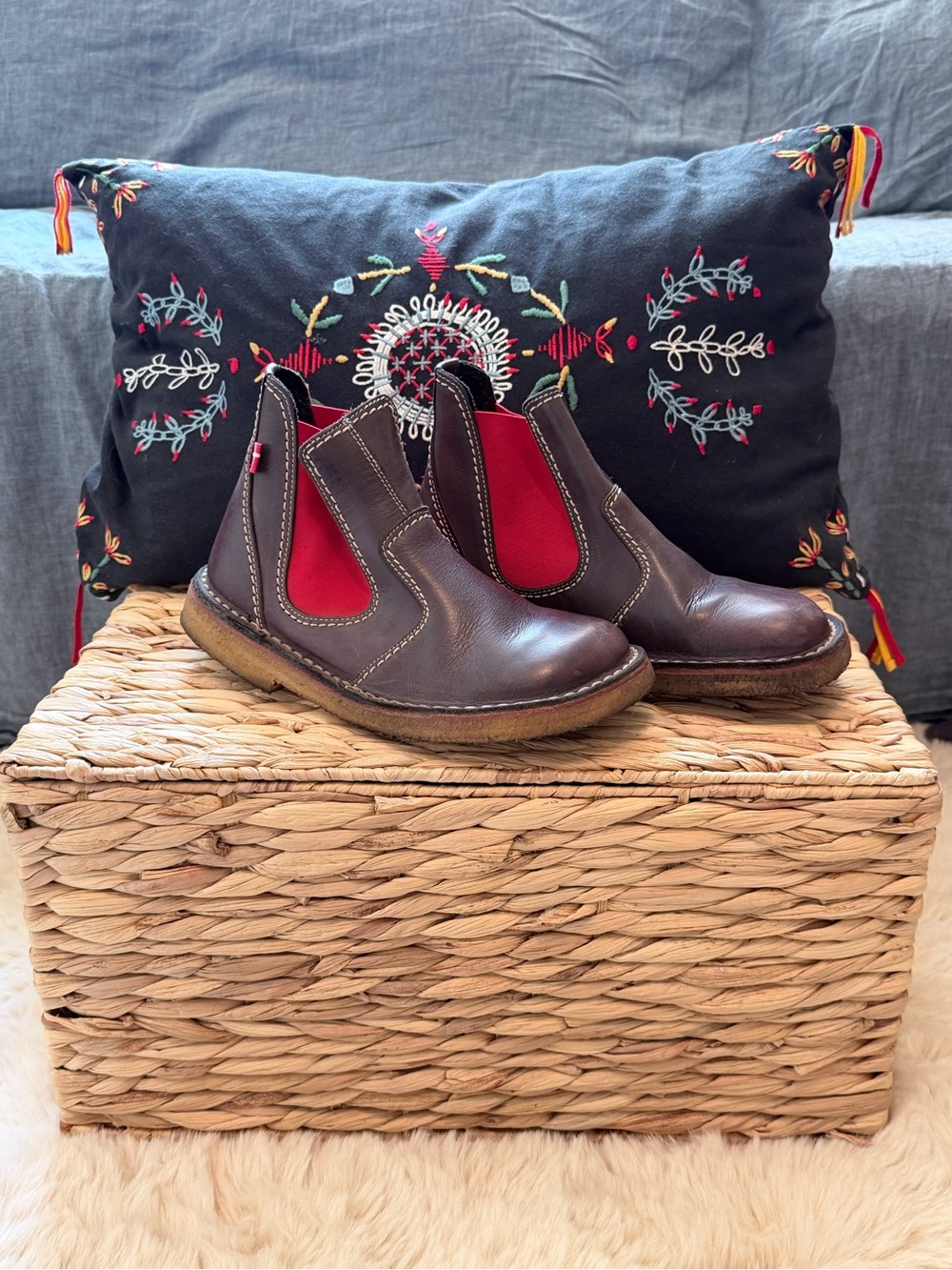 Women's Brown Leather Duckfeet Roskilde Chelsea boots